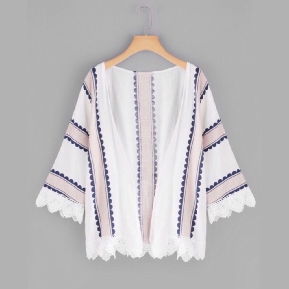 NWT Beautiful Striped Kimono
